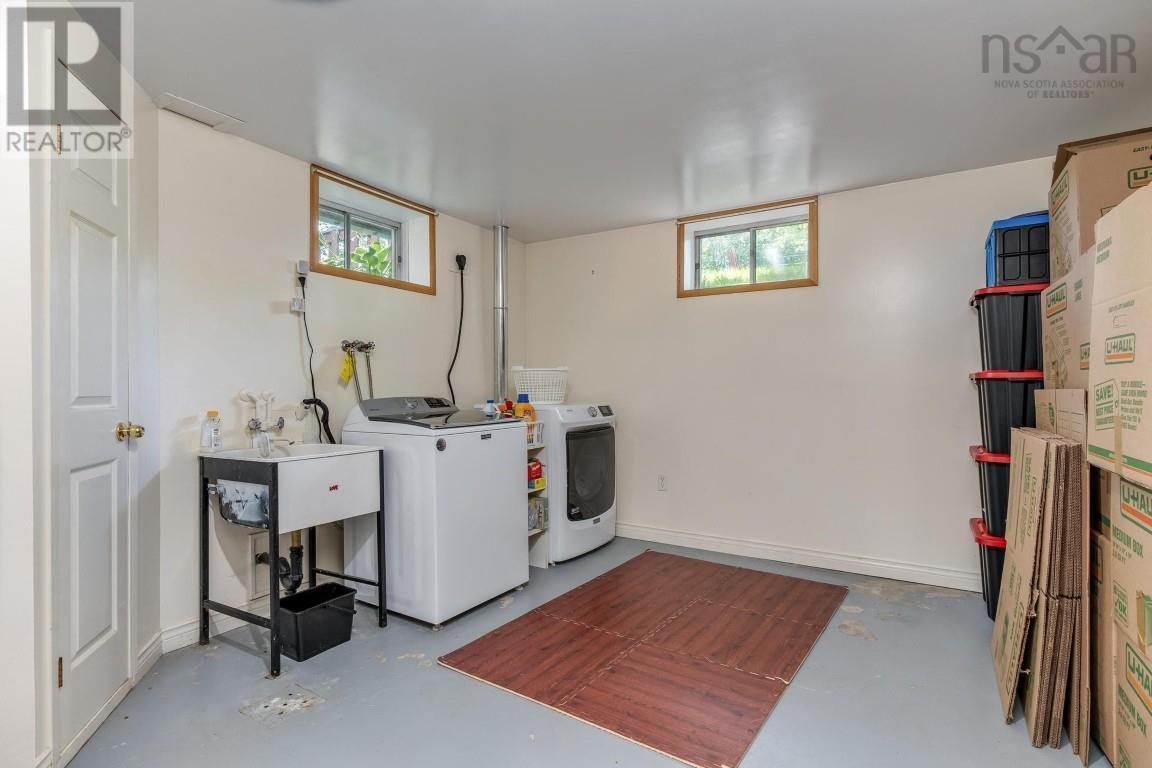 37 Robert Drive, Dartmouth, Nova Scotia  B2W 2A2 - Photo 32 - 202520587
