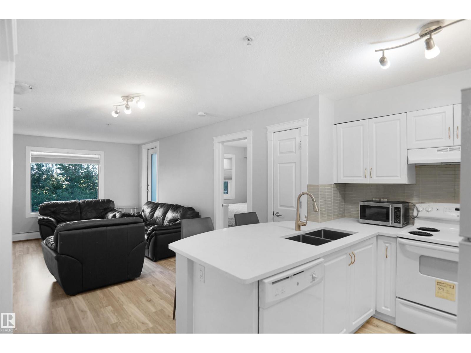 #215 42 Summerwood Bv, Sherwood Park, Alberta  T8H 0C3 - Photo 11 - E4452934