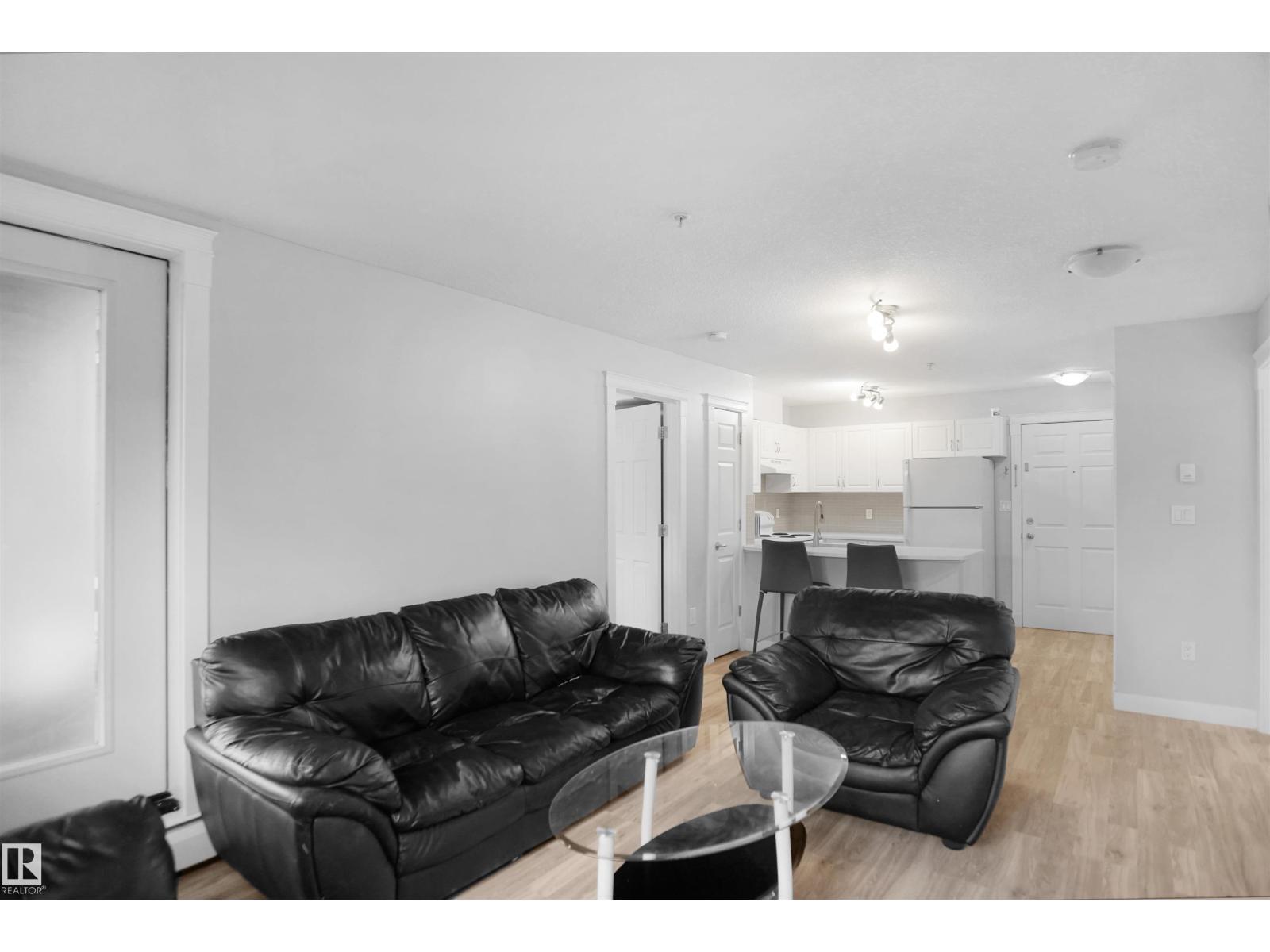 #215 42 Summerwood Bv, Sherwood Park, Alberta  T8H 0C3 - Photo 7 - E4452934
