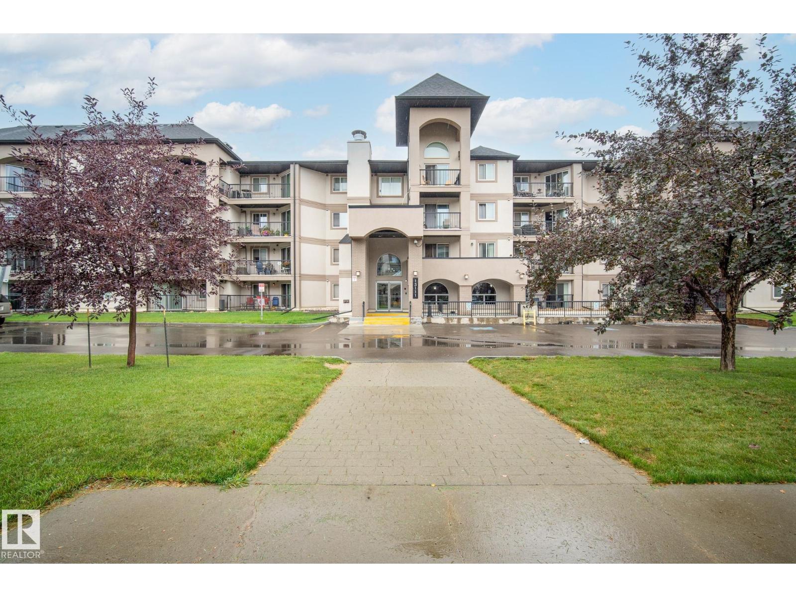 #202 13111 140 AV NW, Edmonton, Alberta