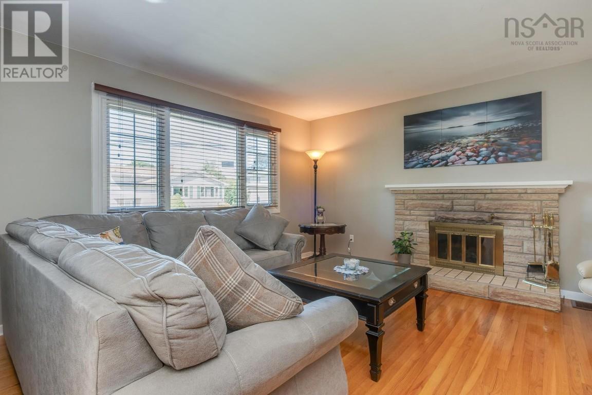 37 Robert Drive, Dartmouth, Nova Scotia  B2W 2A2 - Photo 6 - 202520587