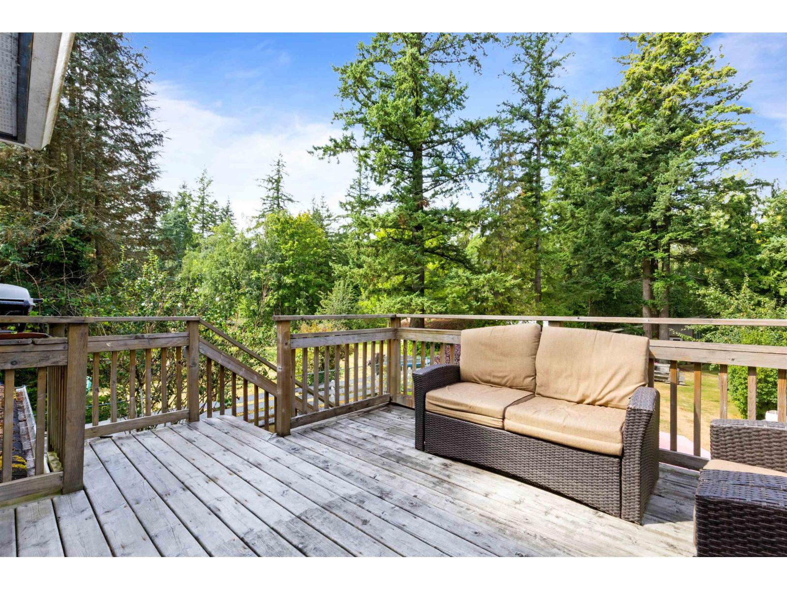 Property at 17791 20 AVENUE image 4