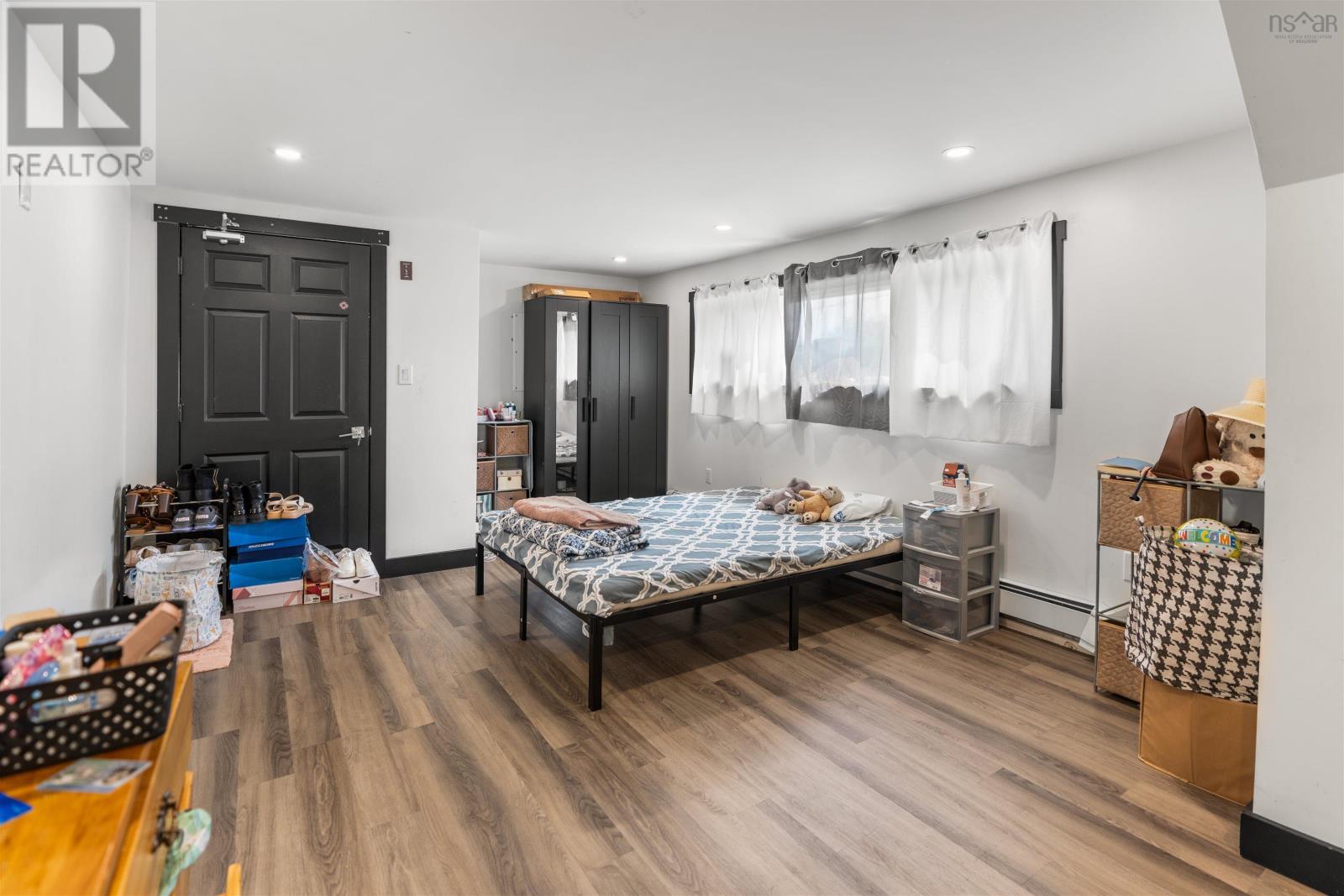 24 Sirius Crescent, Cole Harbour, Nova Scotia  B4E 3A6 - Photo 32 - 202520609