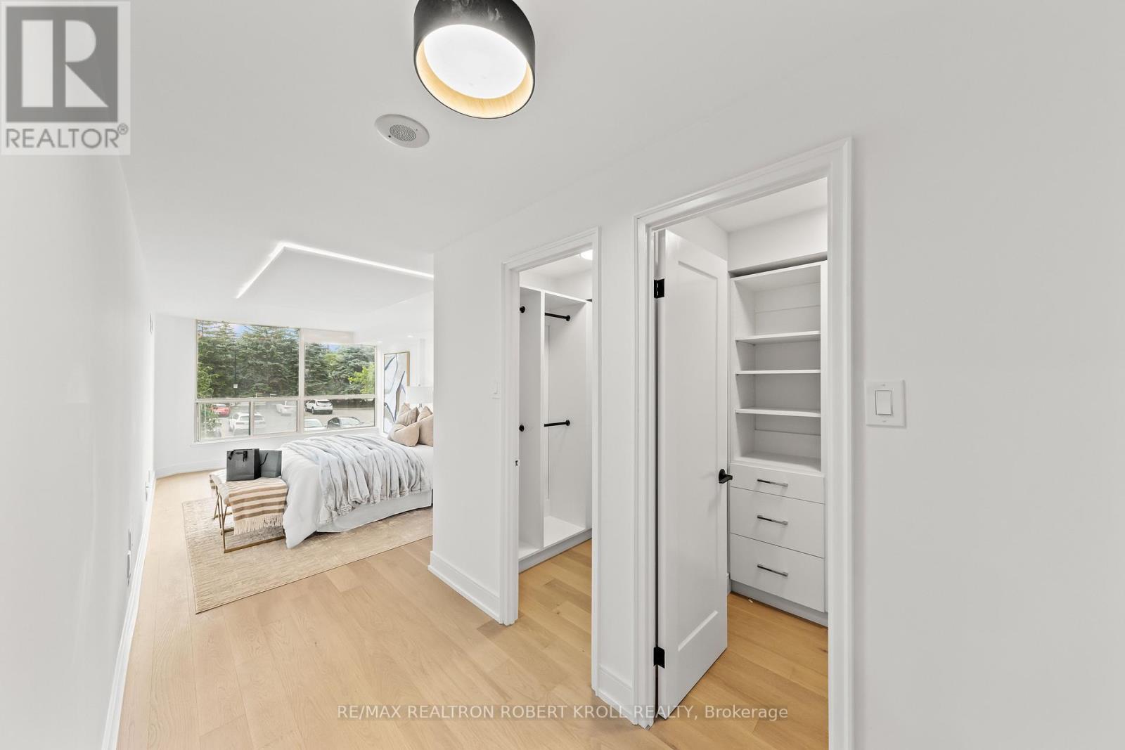 210 - 7300 Yonge Street, Vaughan, Ontario  L4J 7Y5 - Photo 28 - N12344870