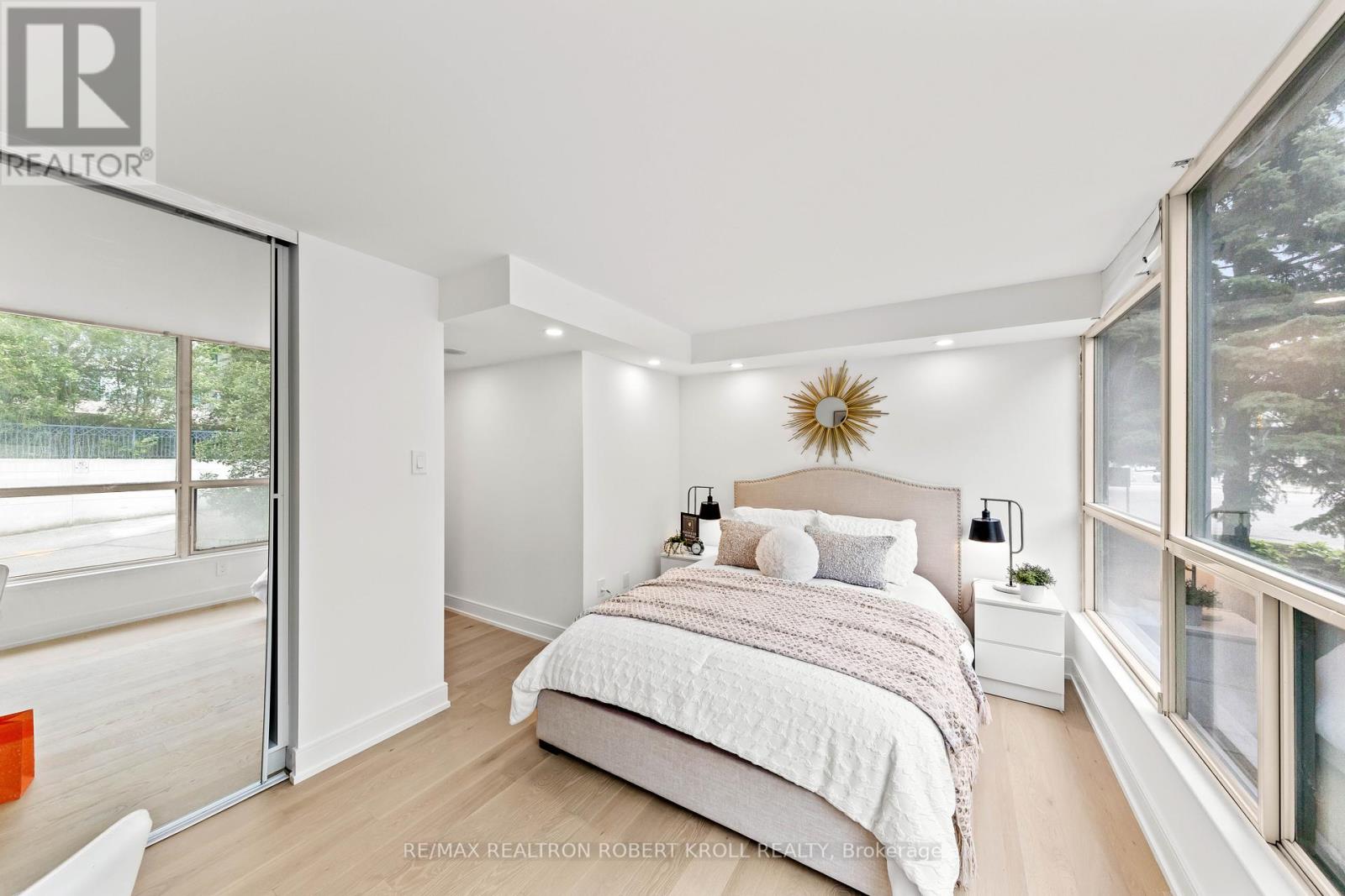 210 - 7300 Yonge Street, Vaughan, Ontario  L4J 7Y5 - Photo 41 - N12344870