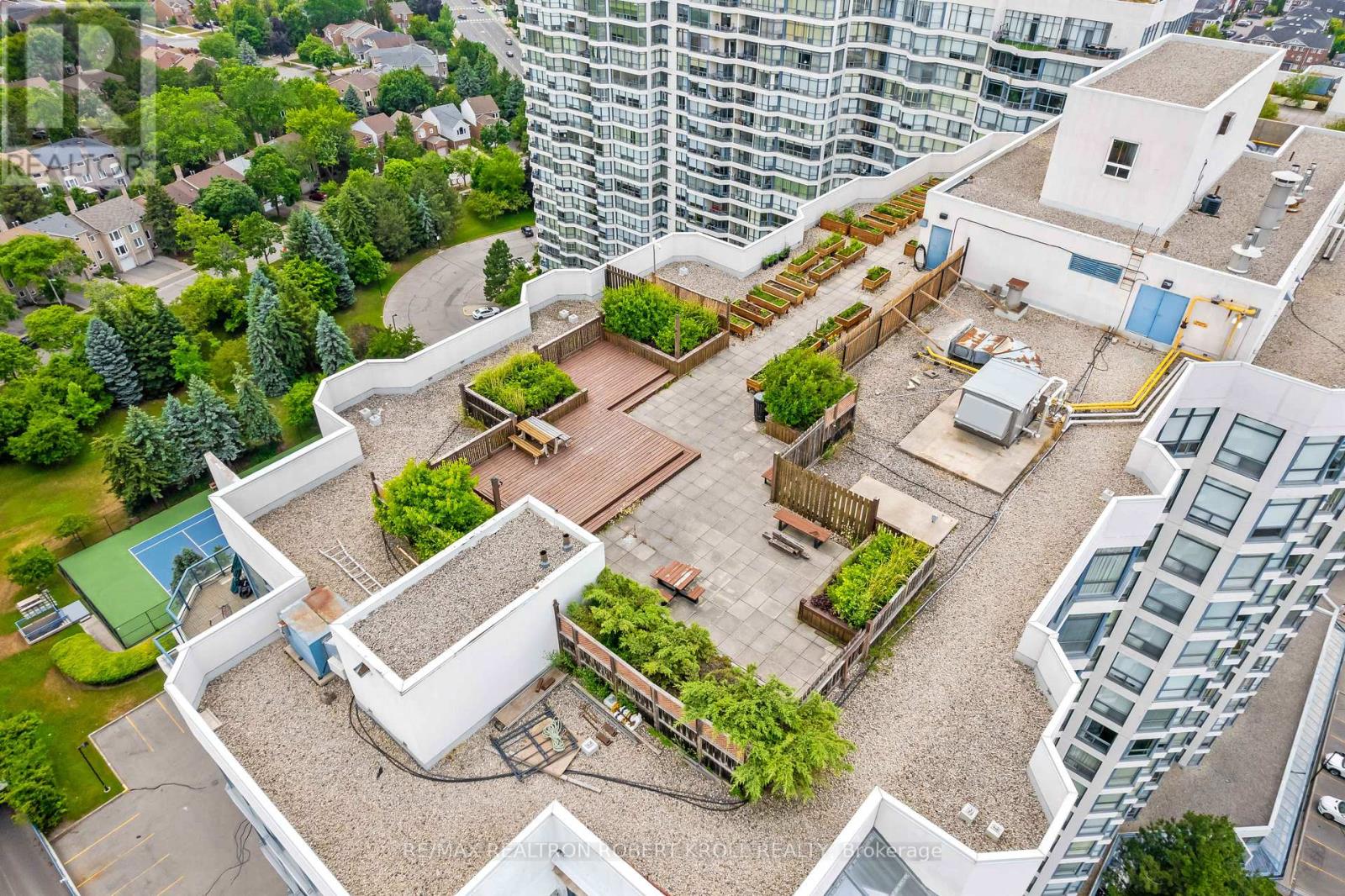 210 - 7300 Yonge Street, Vaughan, Ontario  L4J 7Y5 - Photo 49 - N12344870