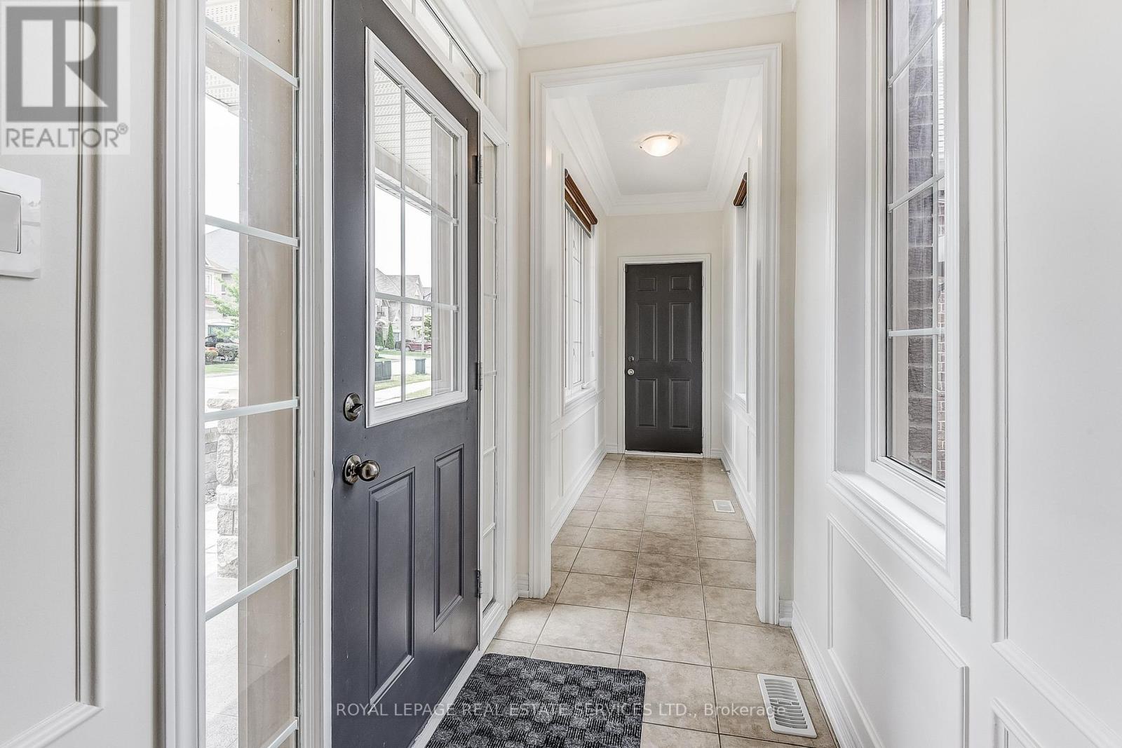 2 Pelister Drive, Markham (Greensborough), Ontario  L6E 0M6 - Photo 10 - N12344889