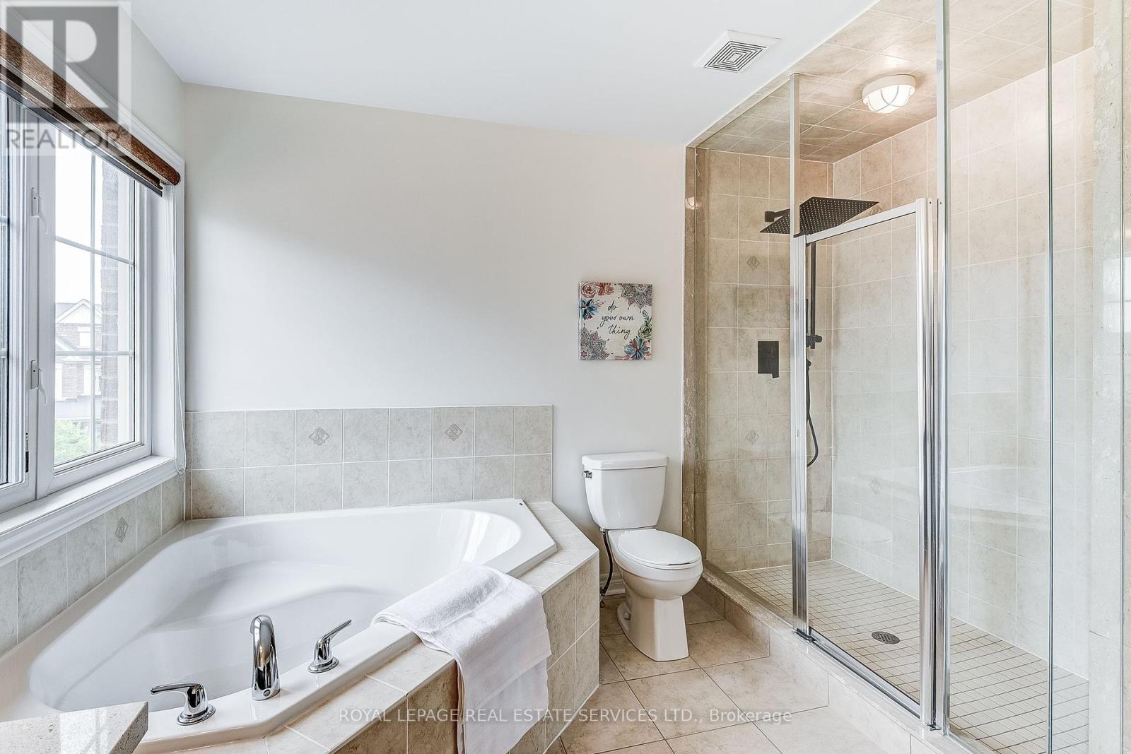 2 Pelister Drive, Markham (Greensborough), Ontario  L6E 0M6 - Photo 40 - N12344889