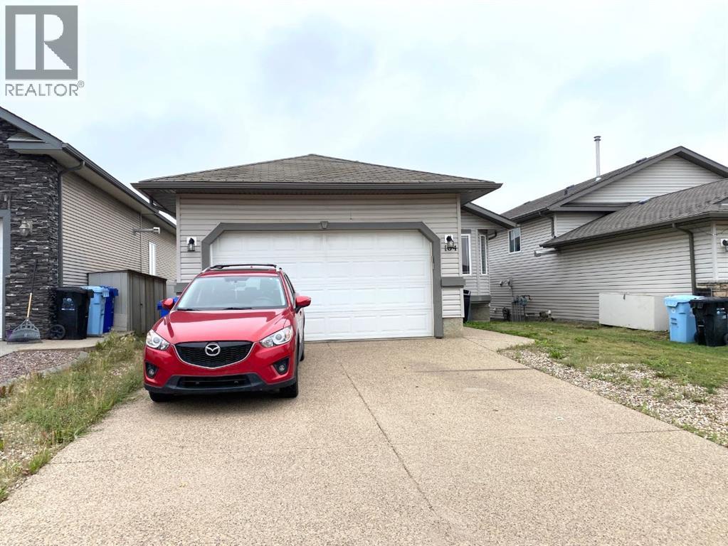 104 Philpott Bay, Fort Mcmurray, Alberta  T9K 2T8 - Photo 1 - A2244922