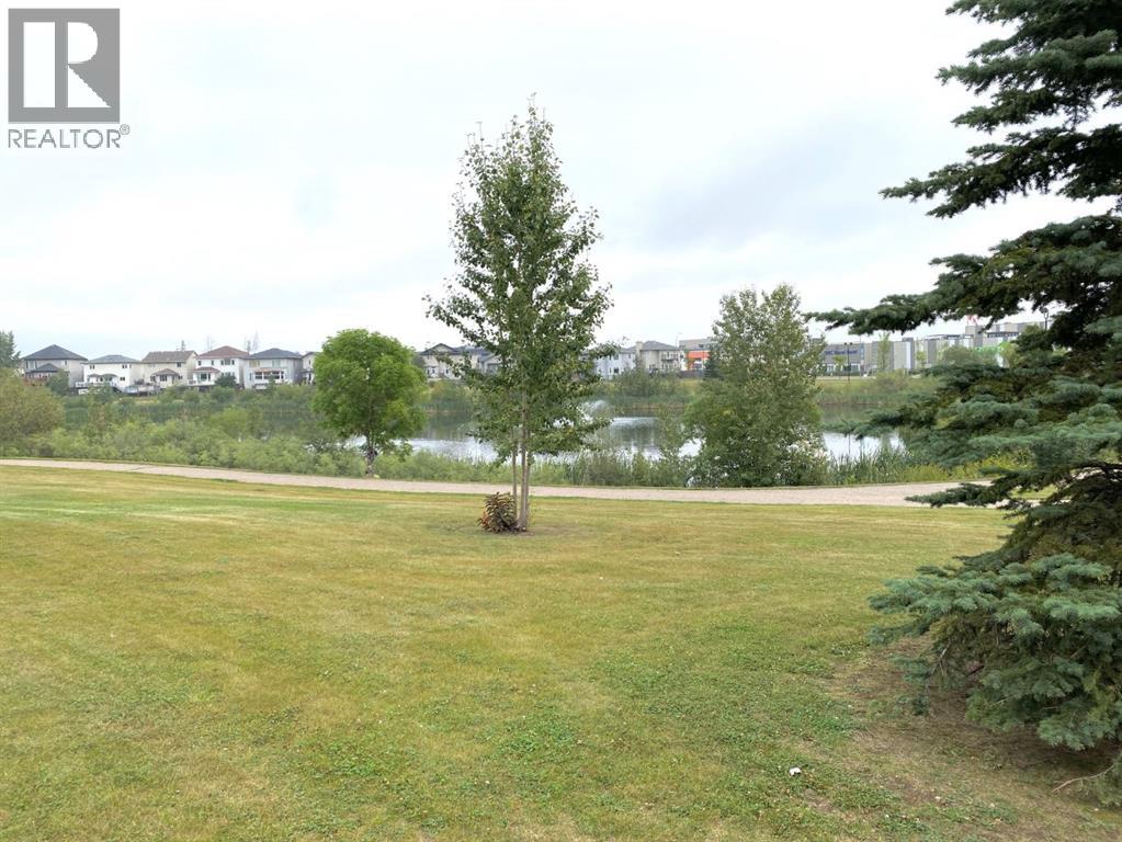 104 Philpott Bay, Fort Mcmurray, Alberta  T9K 2T8 - Photo 2 - A2244922