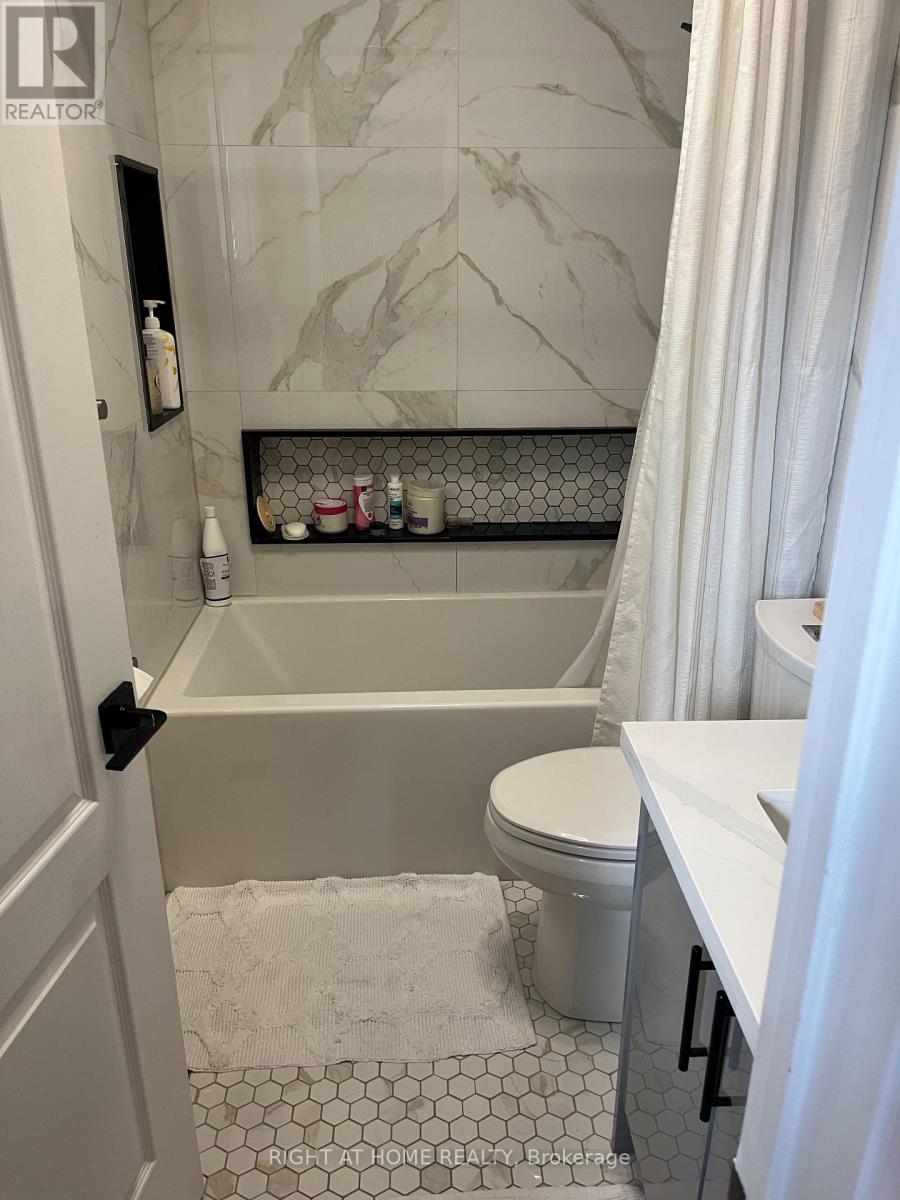 Property at 26 BLUEWATER TRAIL image 3