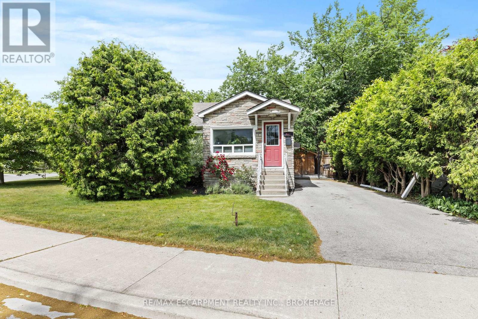 Property at 617 CLARK AVENUE image 2