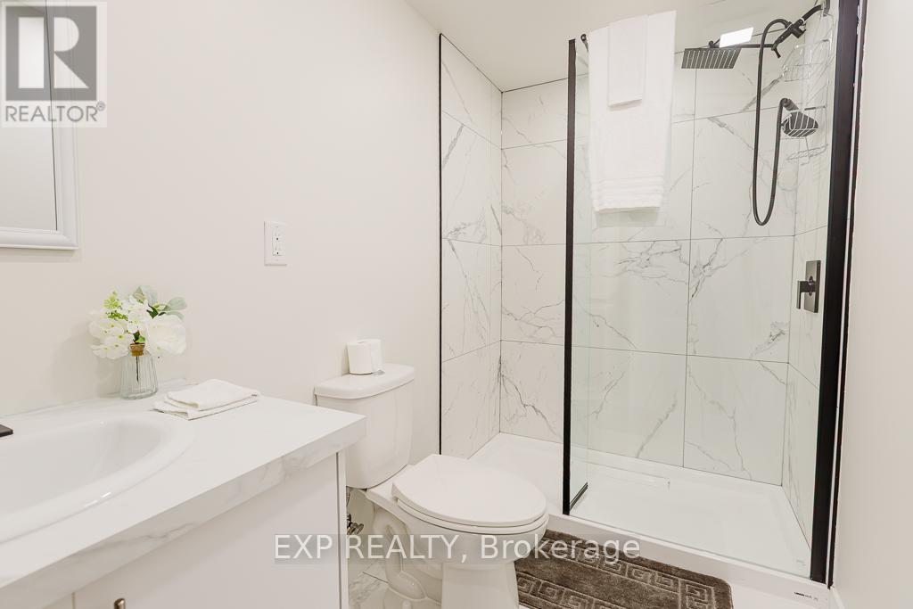 194 Willow Creek Circle, Ottawa, Ontario  K2G 7B1 - Photo 8 - X12344921