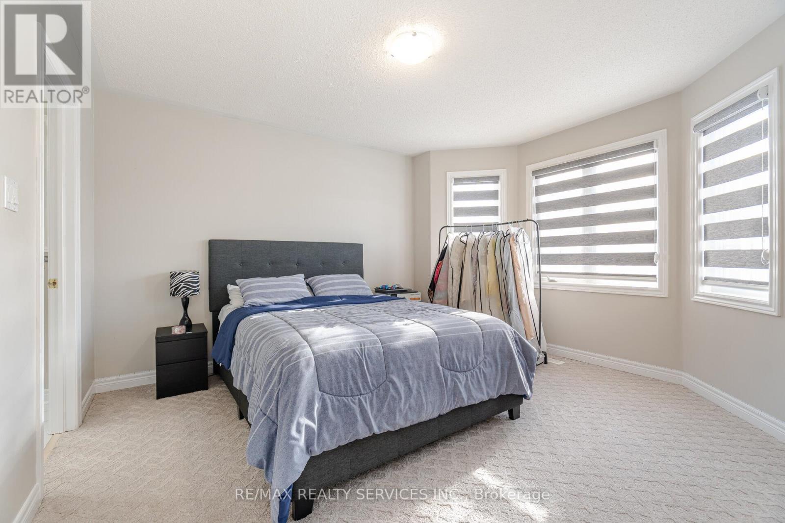 25 Mountain Gorge Road, Brampton (Sandringham-Wellington), Ontario  L6R 2X7 - Photo 31 - W12344812