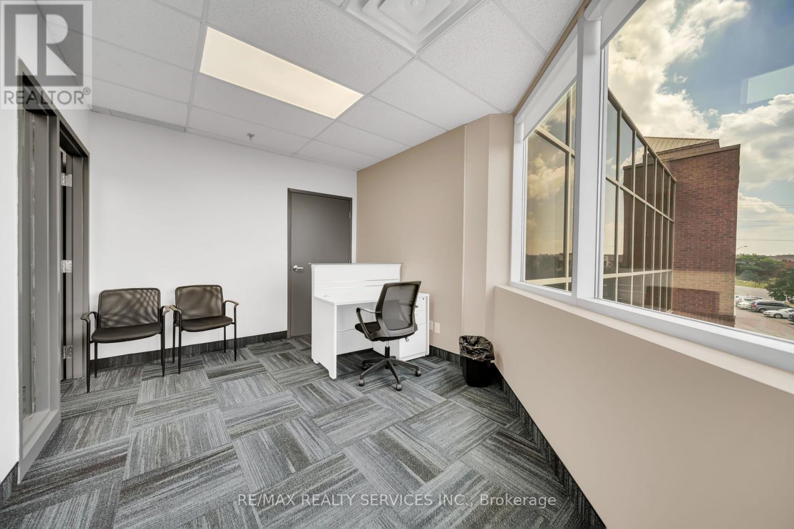 204 - 6660 Kennedy Road, Mississauga, Ontario  L5T 2M9 - Photo 17 - W12344908