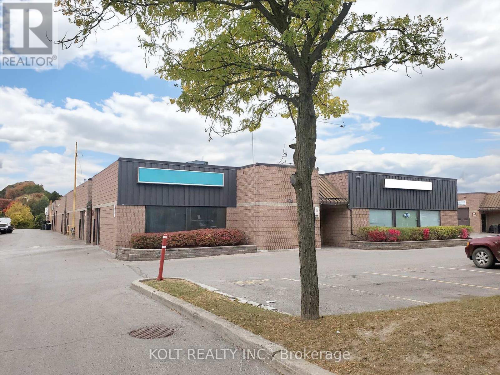 31 - 82 Sandiford Drive, Whitchurch-Stouffville (Stouffville), Ontario  L4A 3V9 - Photo 1 - N12343041