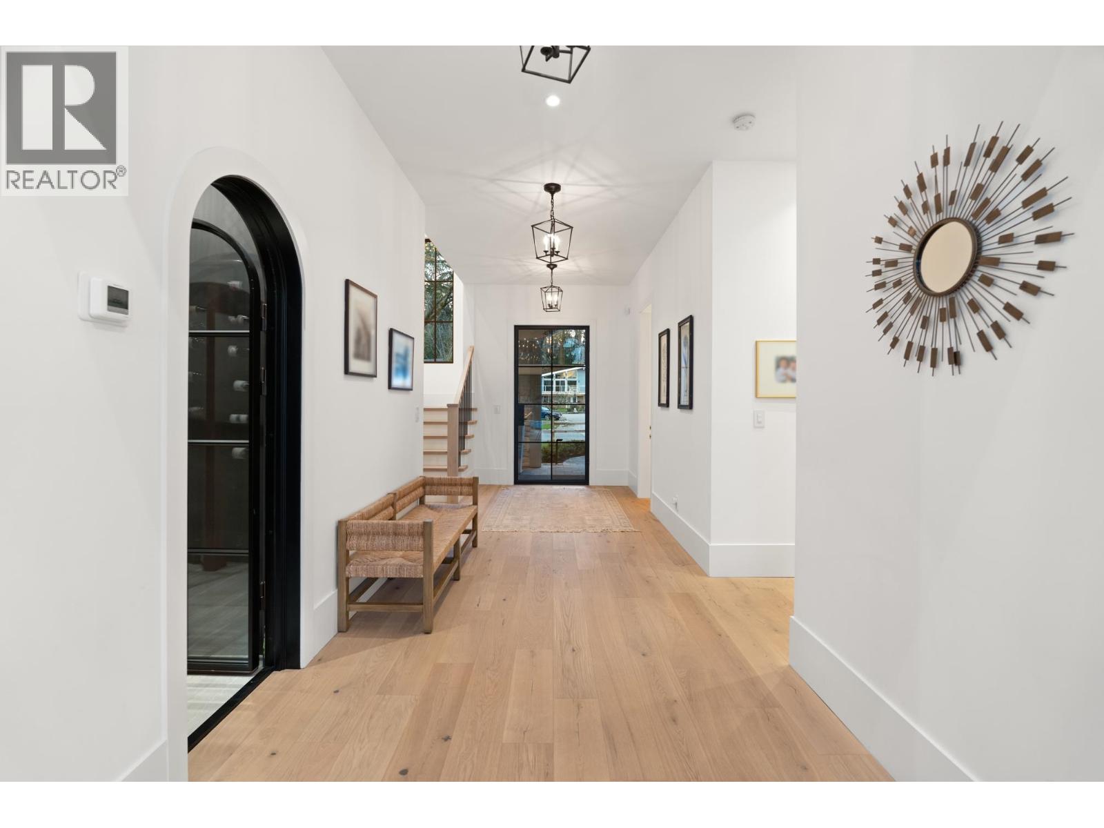 Property at 948 EDEN CRESCENT image 4