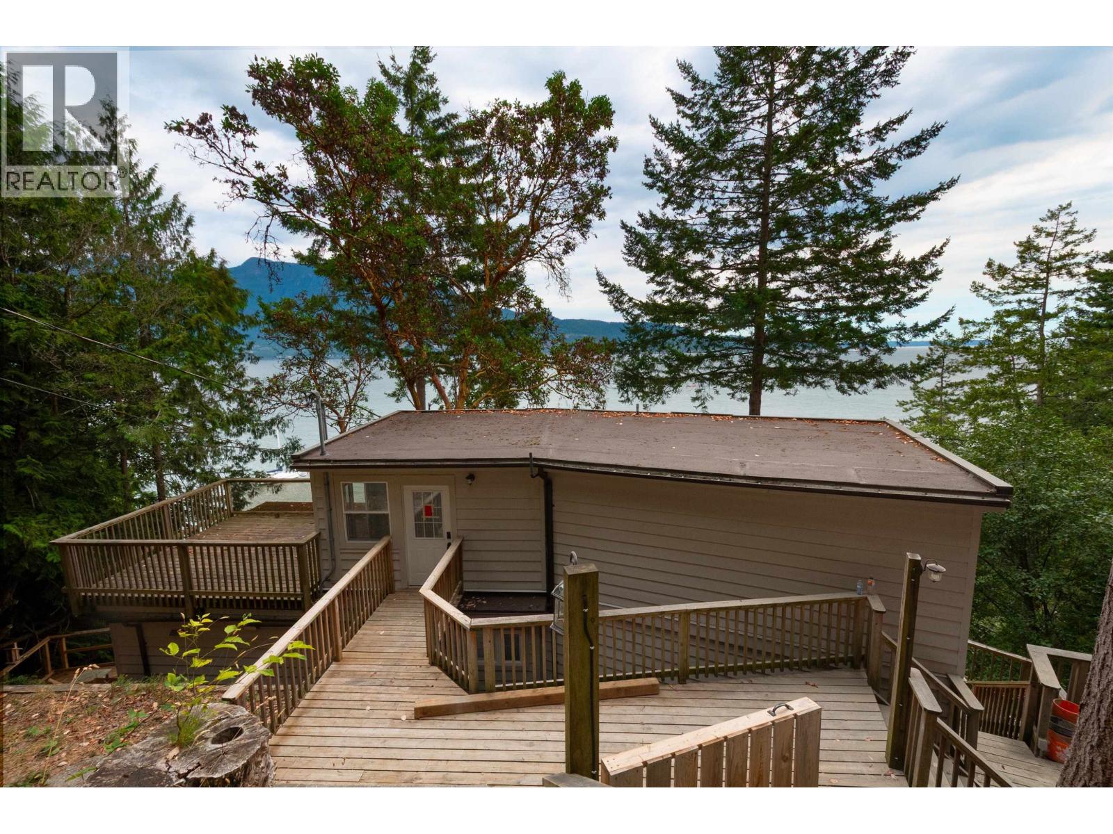 1433 Eaglecliff Road, Bowen Island, British Columbia  V0N 1G1 - Photo 3 - R3027970