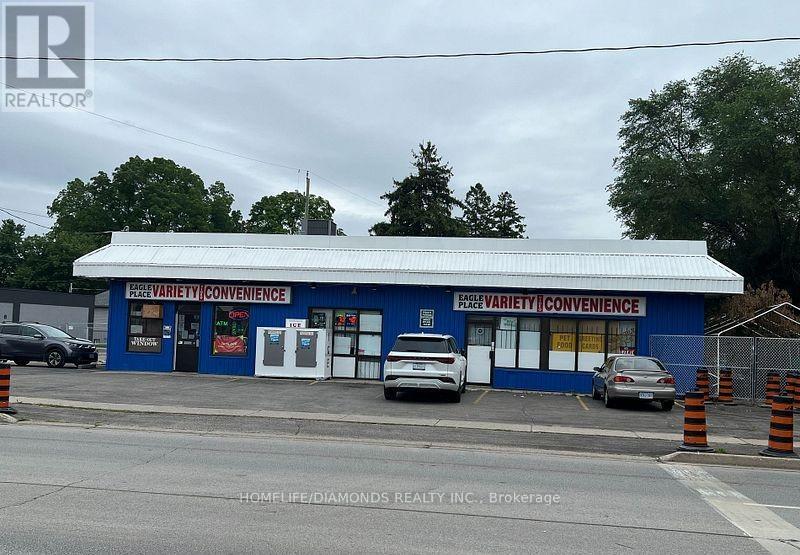 230 Erie Avenue, Brantford, Ontario  N3S 2H2 - Photo 2 - X12344855