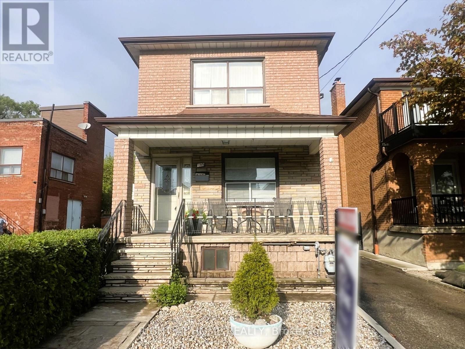 Property at 195 ROSETHORN AVENUE image 2