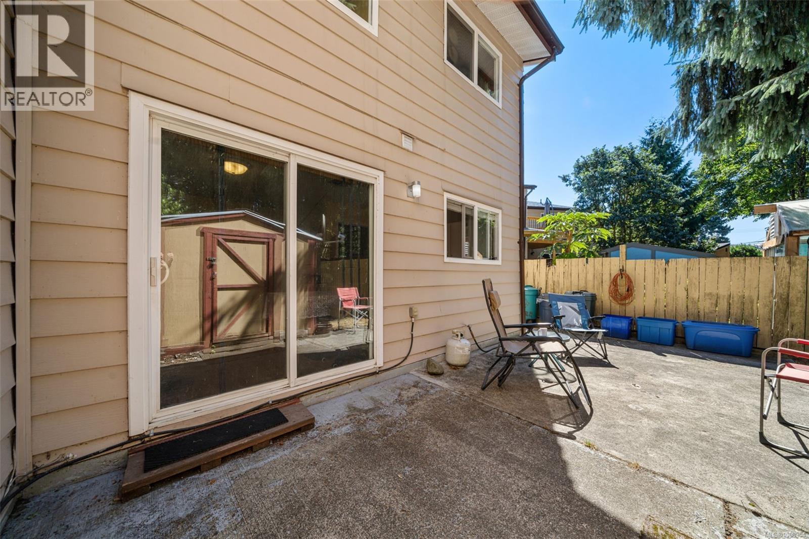 Property at 111 2860 Sooke Lake Rd image 4