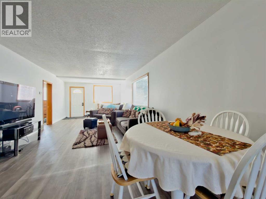 13205 15 Avenue, Blairmore, Alberta  T0K 0E0 - Photo 9 - A2238595