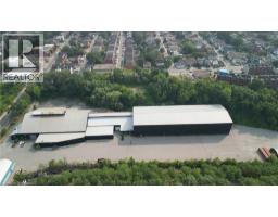 243 QUEEN Street N, Hamilton, Ontario