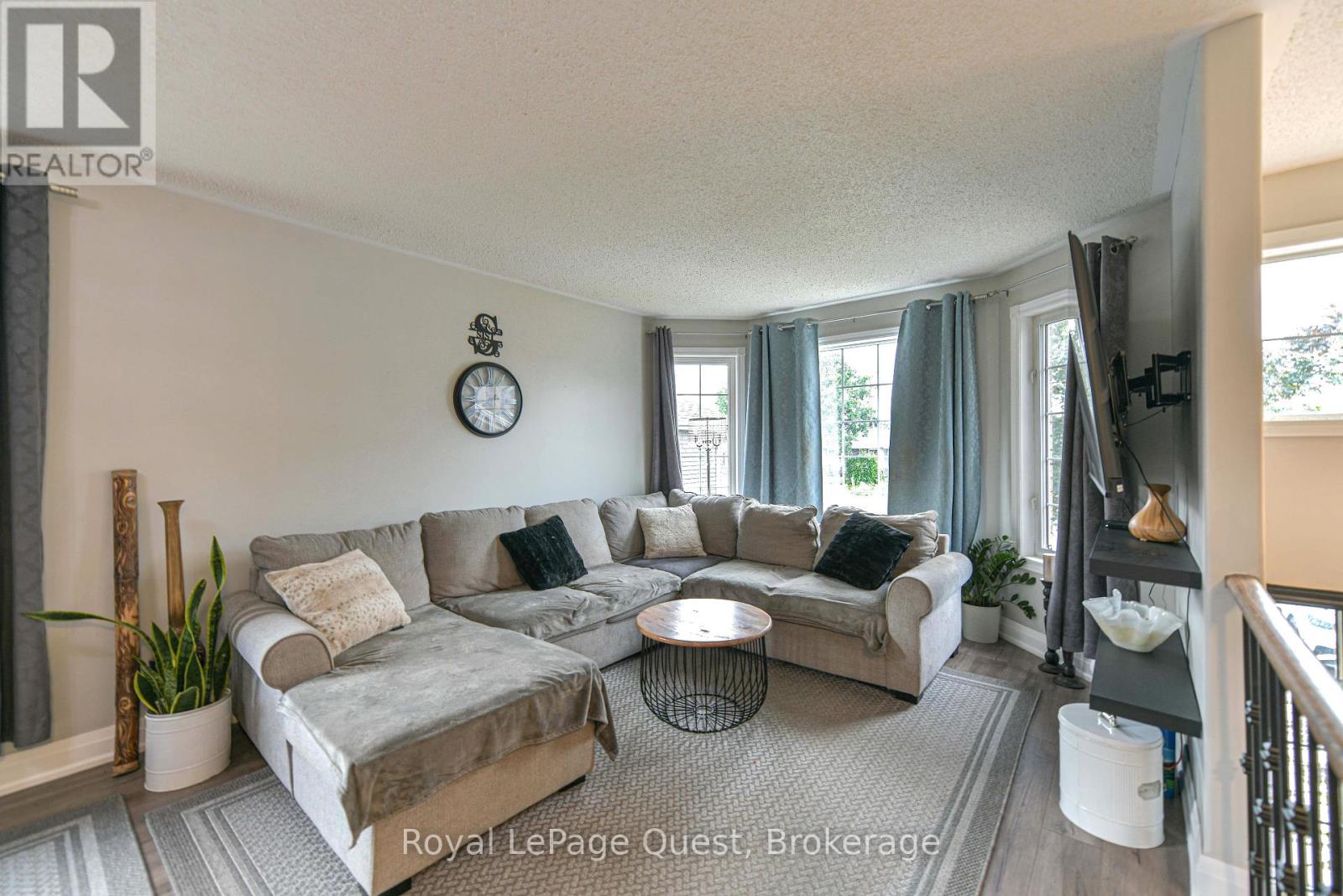 13 Graham Street, Springwater, Ontario  L0L 1P0 - Photo 8 - S12329760
