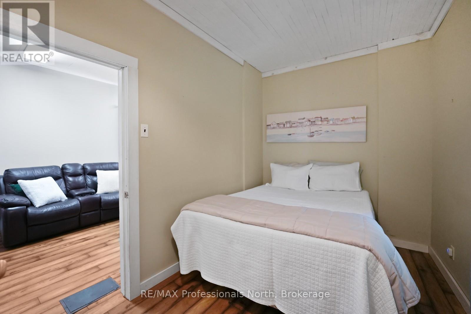 2279 Loop Road, Highlands East, Ontario  K0L 3C0 - Photo 24 - X12300964