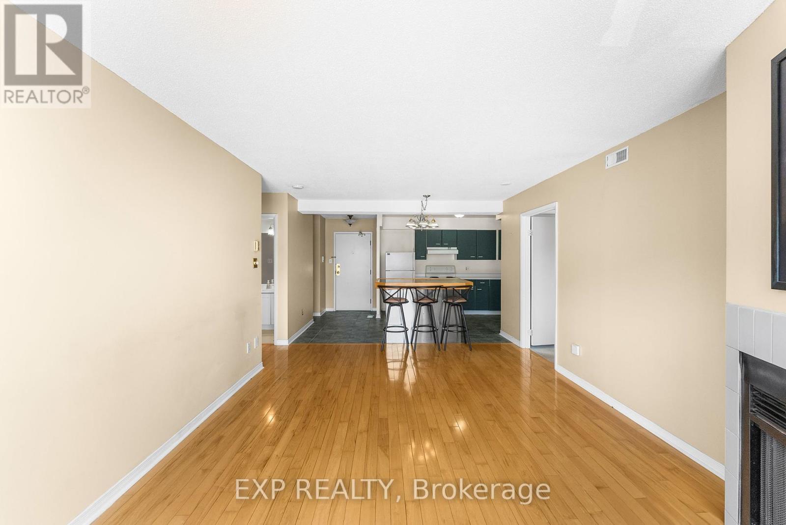 202 - 120 Bell Farm Road, Barrie (Alliance), Ontario  L4M 6J2 - Photo 11 - S12344953