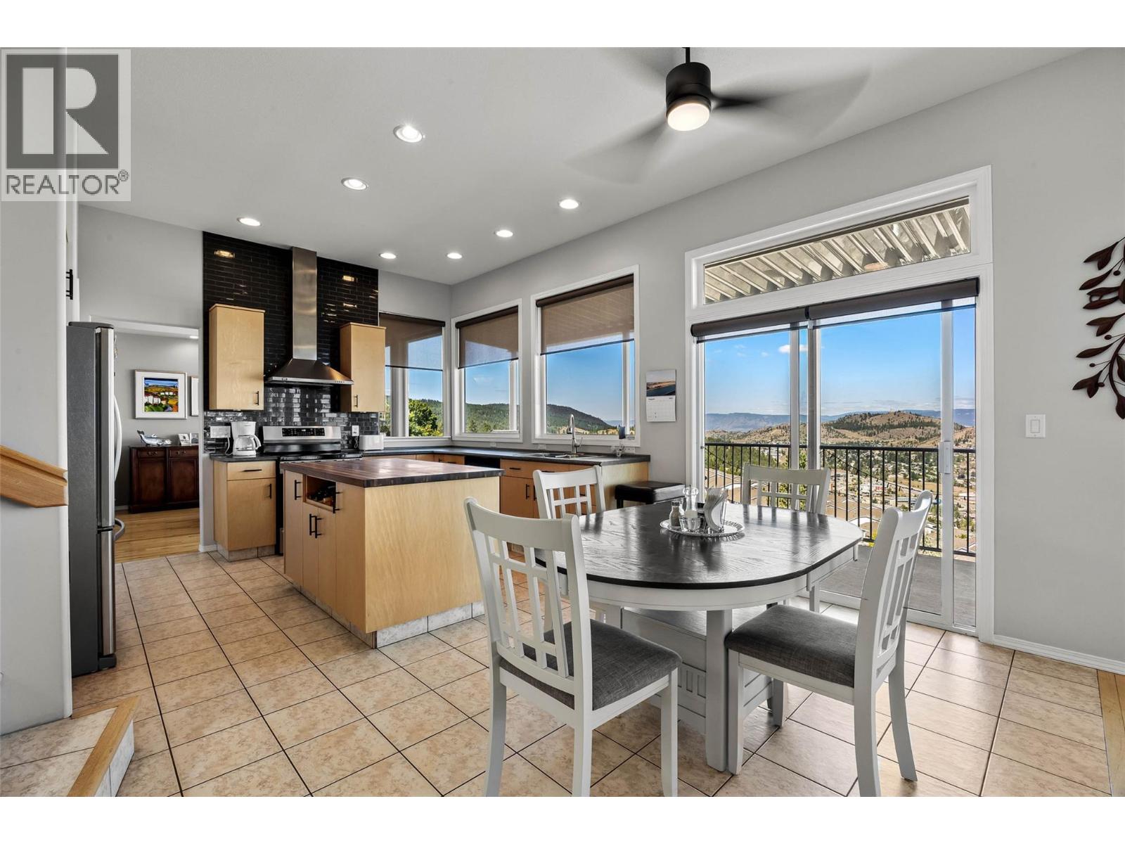 Property at 1182 St Andrews Way image 3