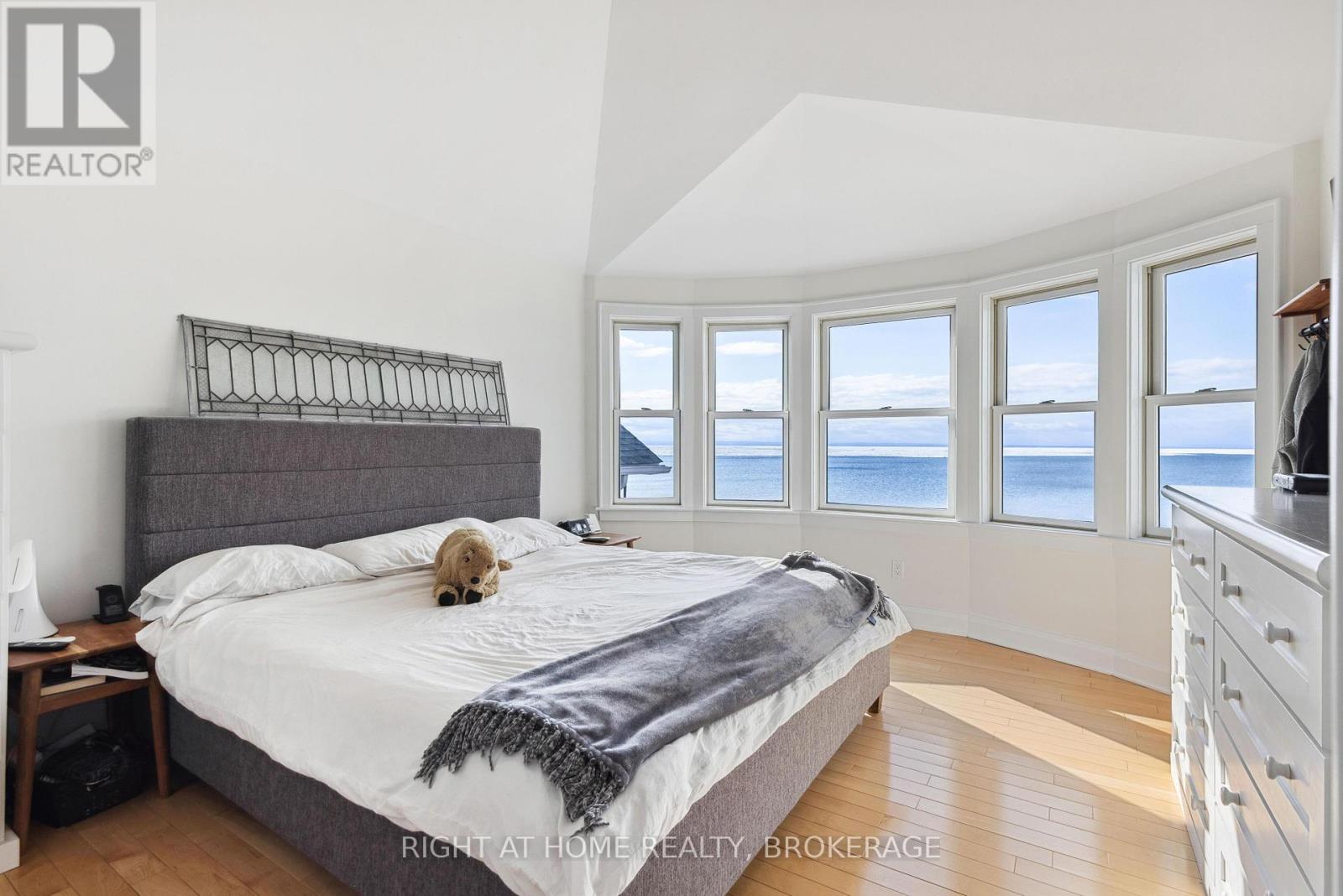 4347 Erie Road, Fort Erie (Crystal Beach), Ontario  L0S 1B0 - Photo 17 - X12345031