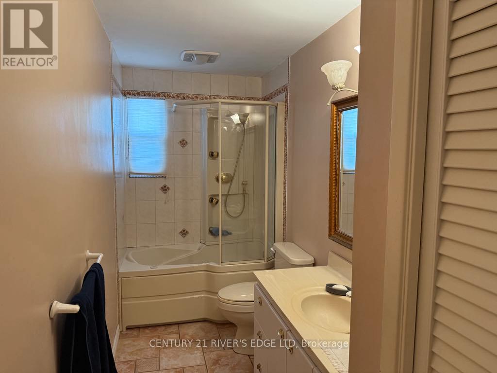 1432 County Rd 2 Road, Elizabethtown-Kitley, Ontario  K6V 5P3 - Photo 12 - X12344993