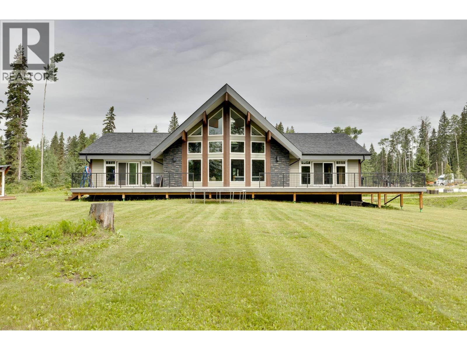 4270 Vista Road, Prince George, British Columbia  V2K 5S2 - Photo 2 - R3028075