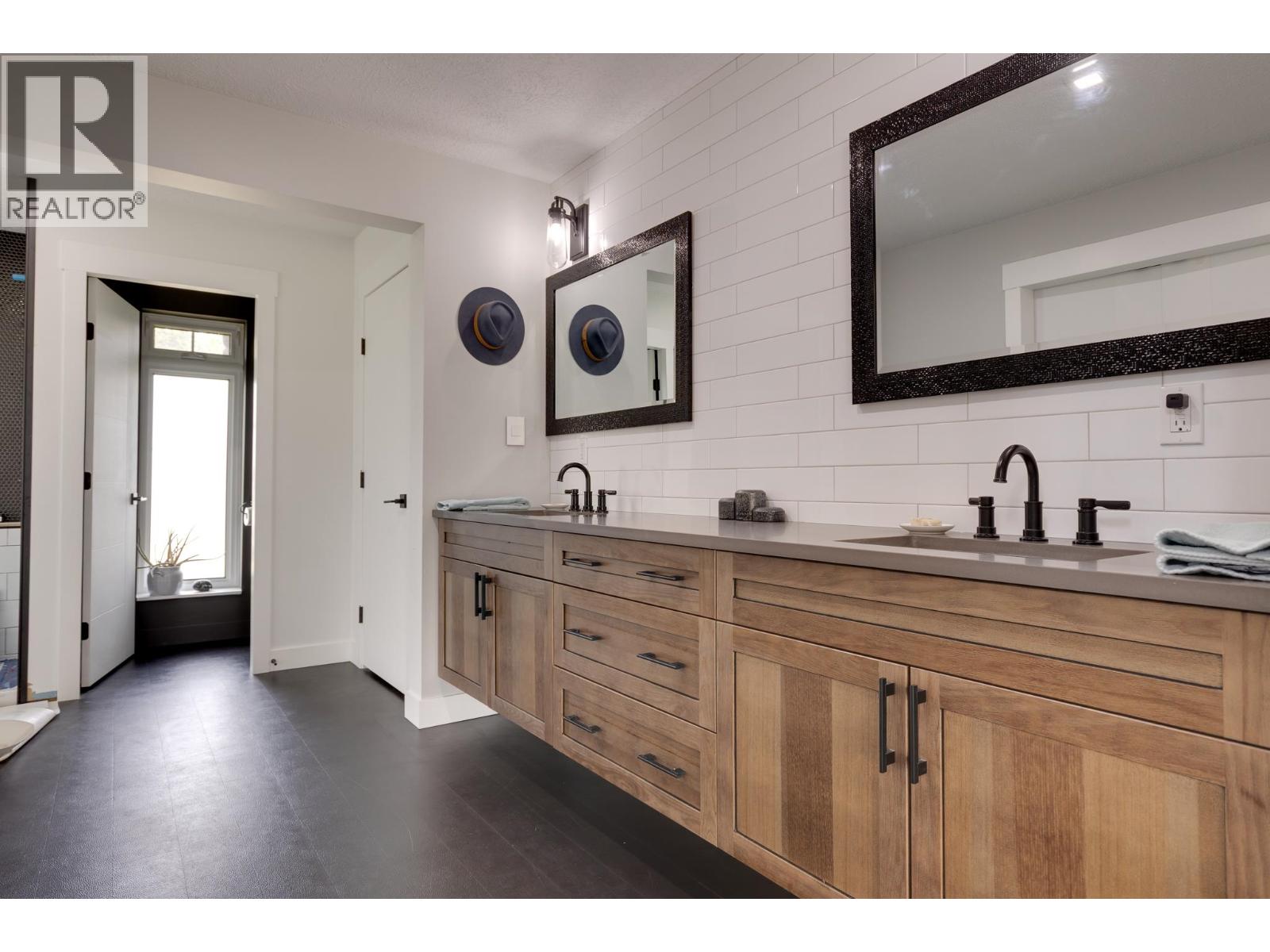 4270 Vista Road, Prince George, British Columbia  V2K 5S2 - Photo 20 - R3028075