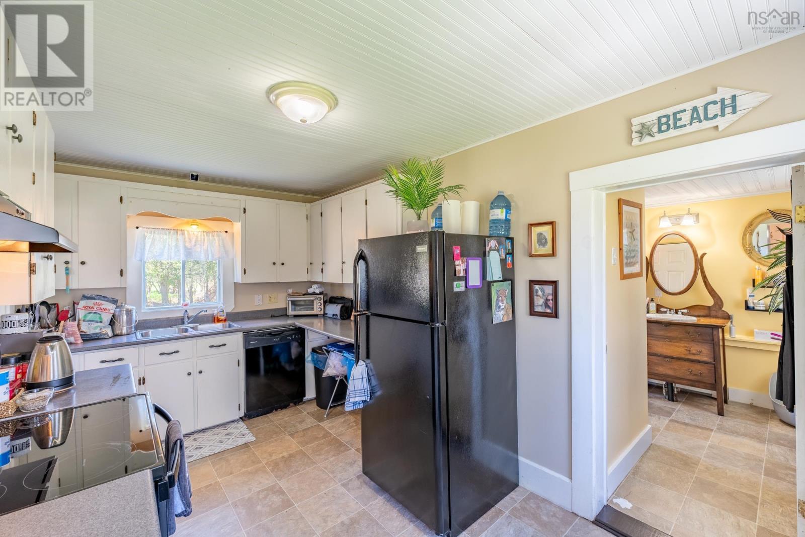 47 Lakeside Road, Hebron, Nova Scotia  B5A 5K4 - Photo 6 - 202516016