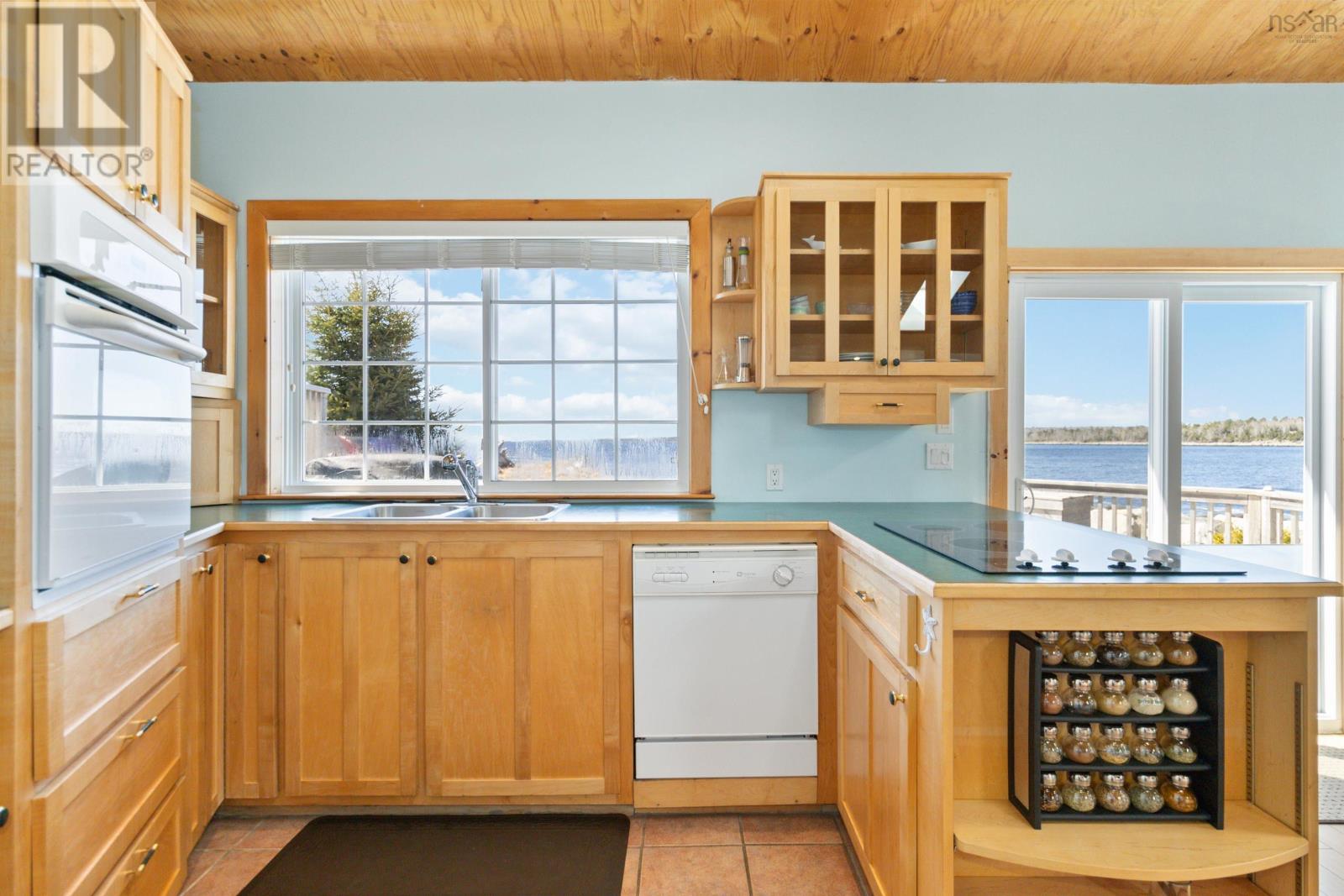 5751 Highway 3, East Jordan, Nova Scotia  B0T 1J0 - Photo 9 - 202508593