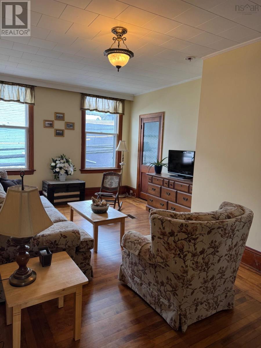 158 Lincoln Street, Lunenburg, Nova Scotia  B0J 2C0 - Photo 18 - 202502202