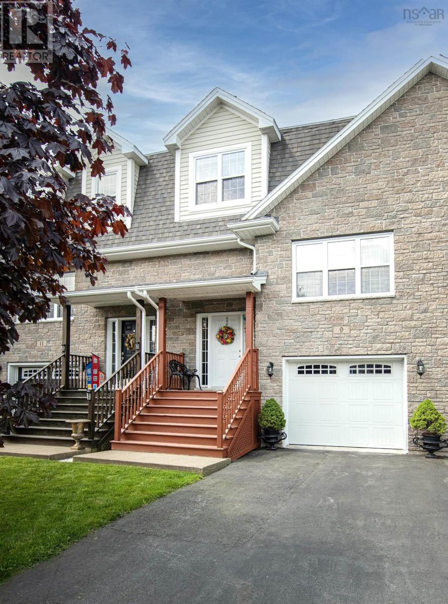 9 Lasalle Court, Bedford, Nova Scotia  B4B 0H8 - Photo 1 - 202513493