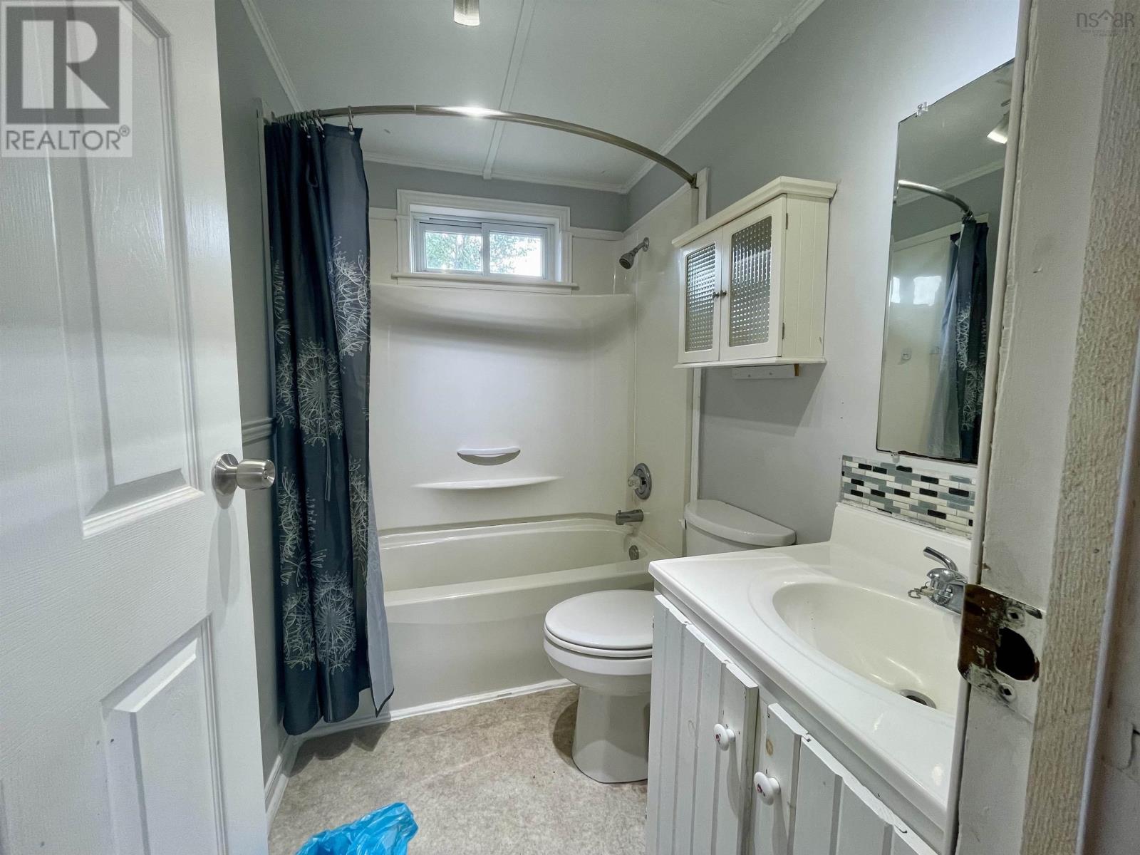 44 Chapel Street, Springhill, Nova Scotia  B0M 1X0 - Photo 24 - 202520637