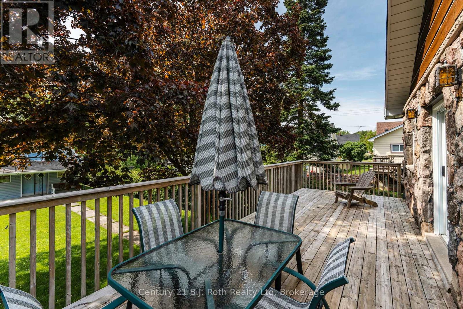 56 Fox Street, Penetanguishene, Ontario  L9M 1B5 - Photo 41 - S12195764
