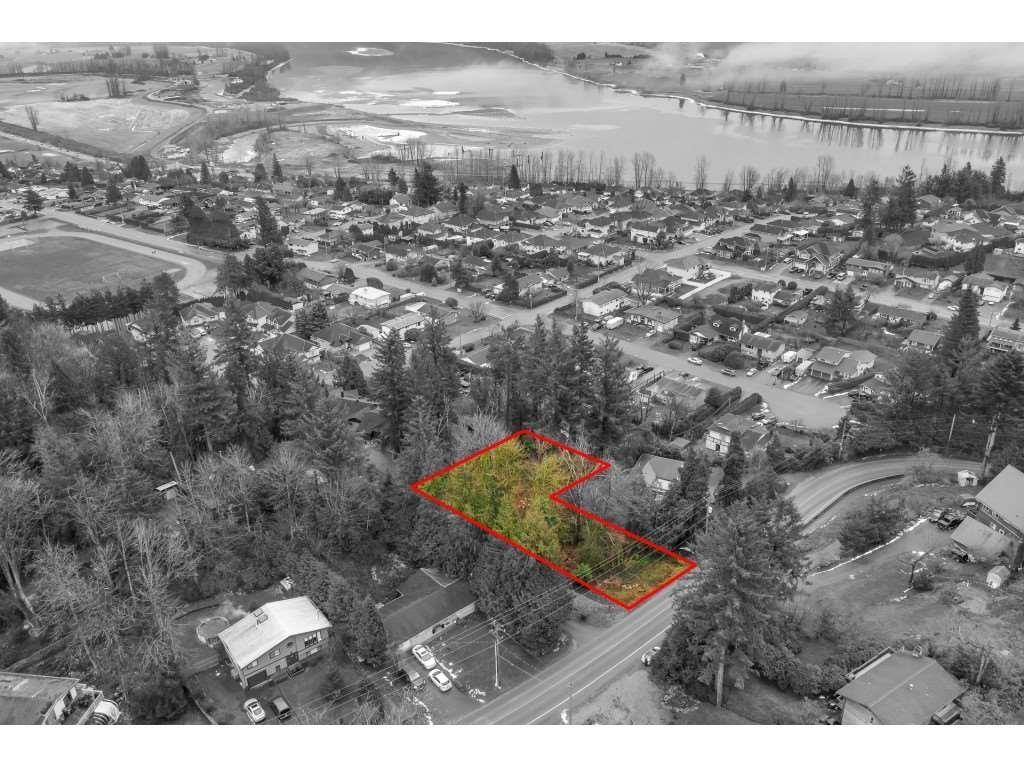 8254 Manson Street, Mission, British Columbia  V2V 6P9 - Photo 6 - R3005517