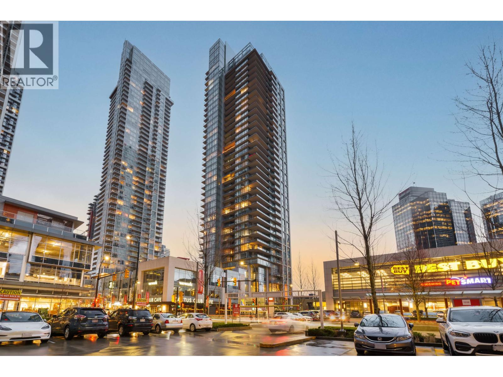 3501 6098 STATION STREET, Burnaby, British Columbia