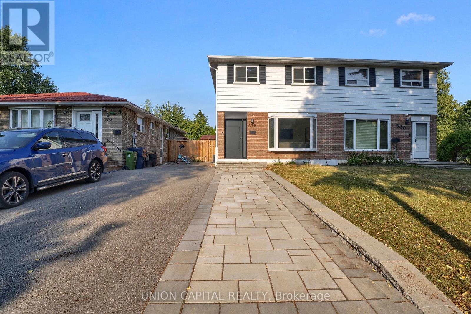 Property at 378 HOLLYBERRY TRAIL image 2
