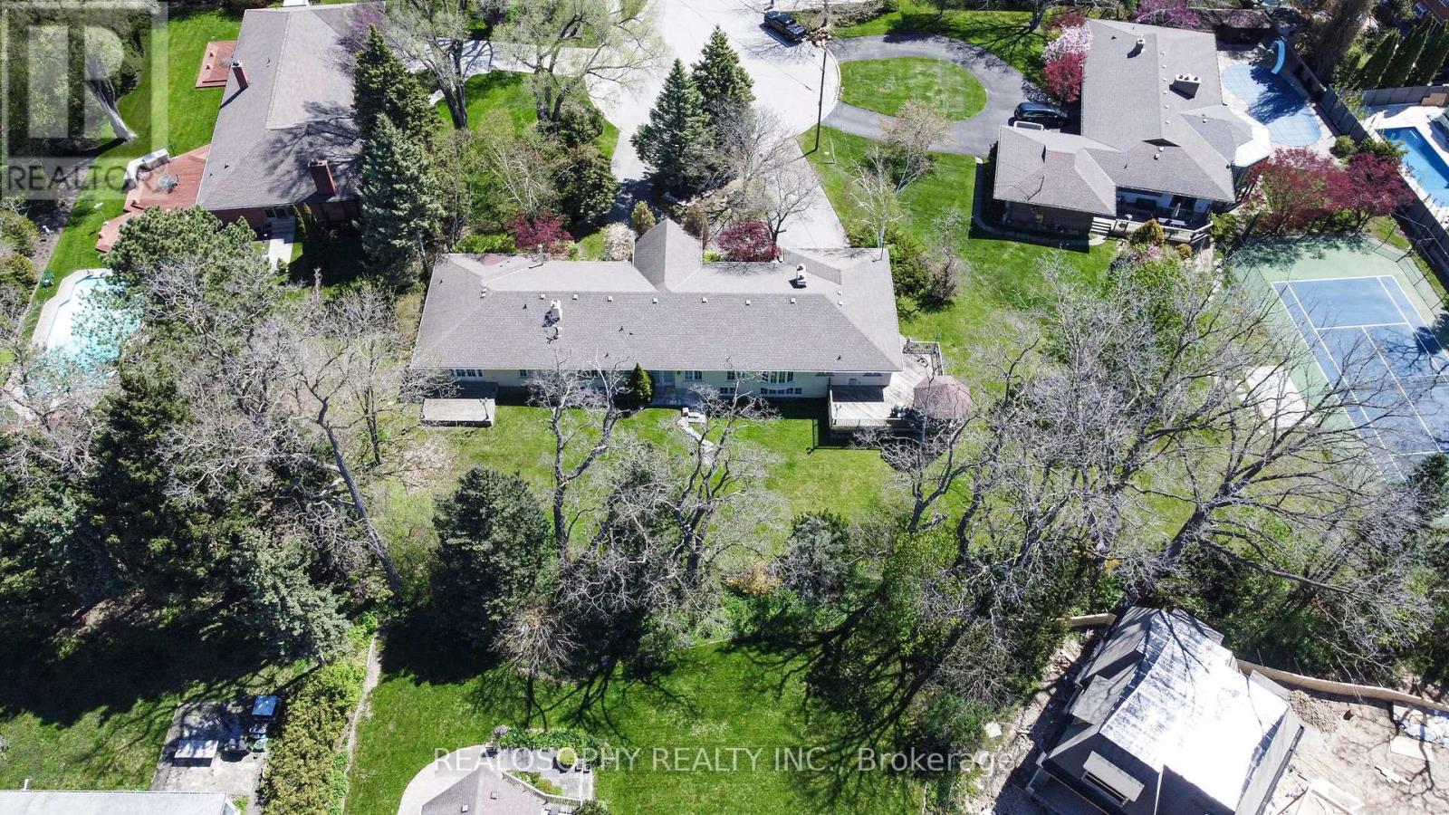 Property at 7 PURLING PLACE image 3