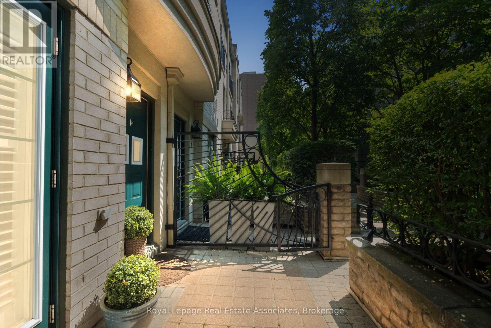 Property at 8 - 1 BAXTER STREET image 4