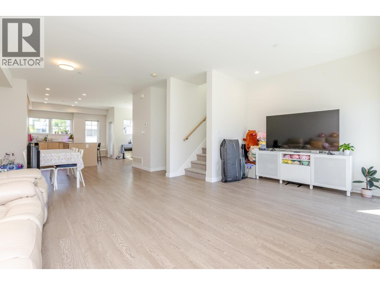 50 19451 Sutton Avenue, Pitt Meadows, British Columbia  V3Y 0G6 - Photo 8 - R3037080
