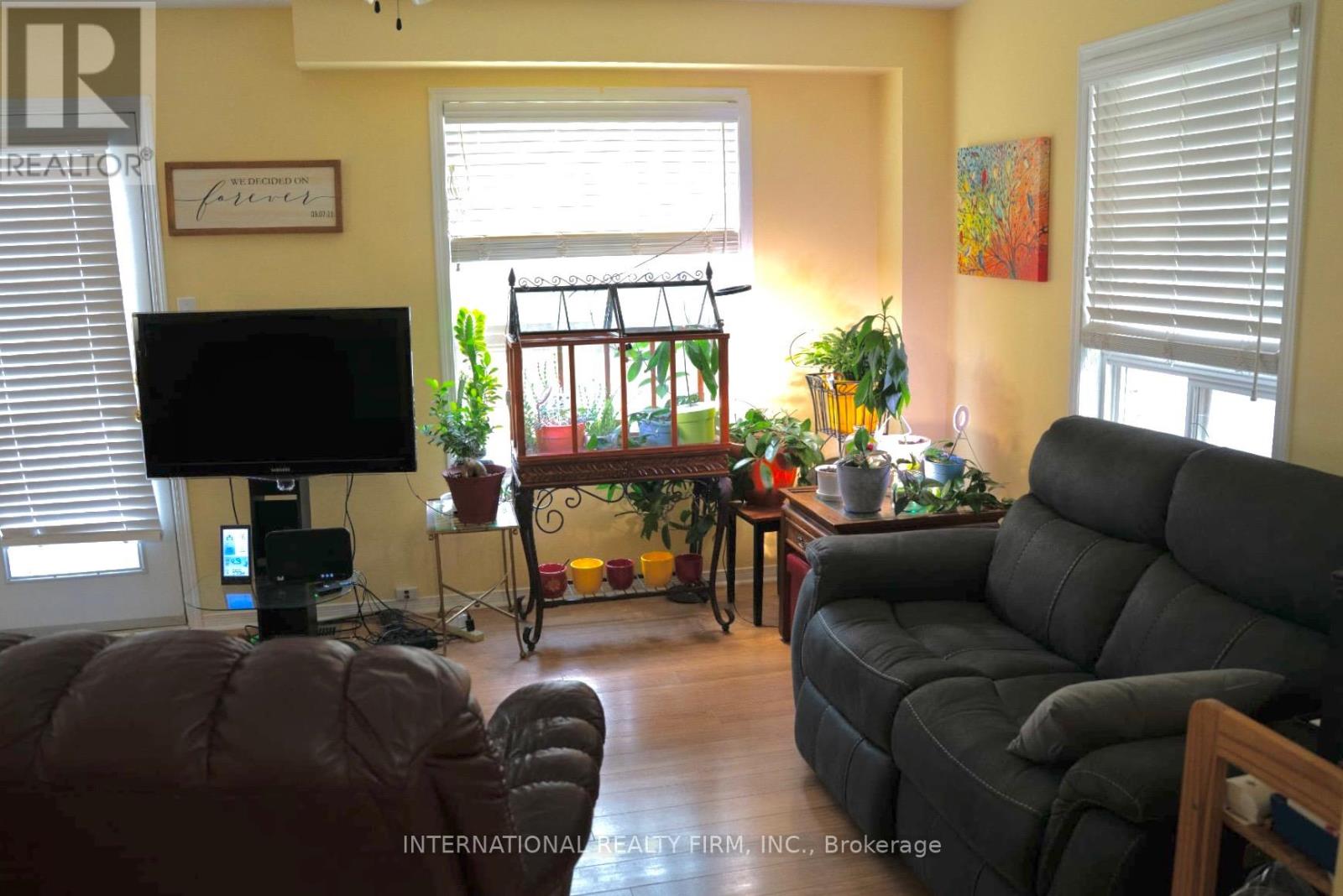 Property at 34 - 1087 ORMOND DRIVE image 5