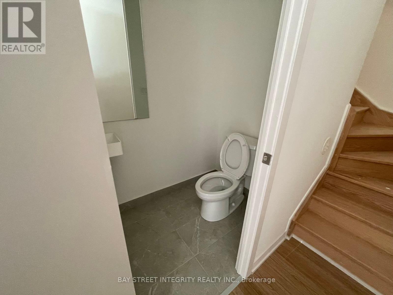 1108 - 12 David Eyer Road, Richmond Hill, Ontario  L4S 0N4 - Photo 10 - N12344980