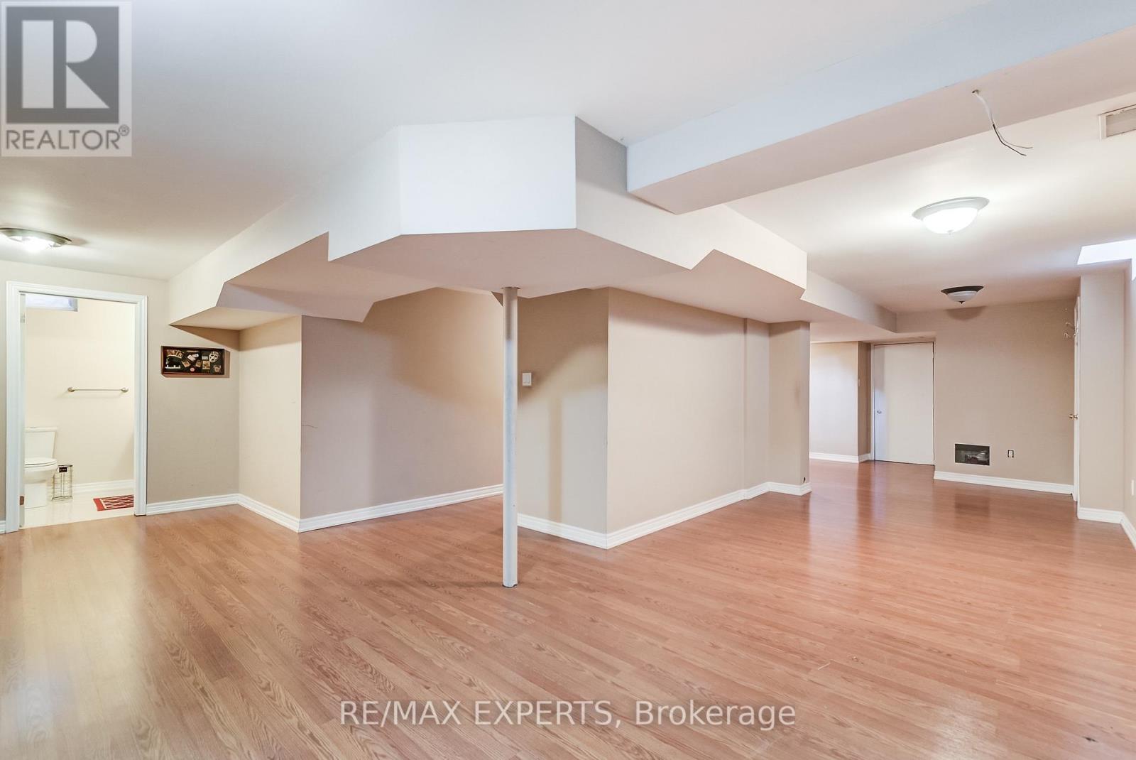 8 Pine Hollow Crescent, Vaughan (Maple), Ontario  L6A 2L6 - Photo 37 - N12345026